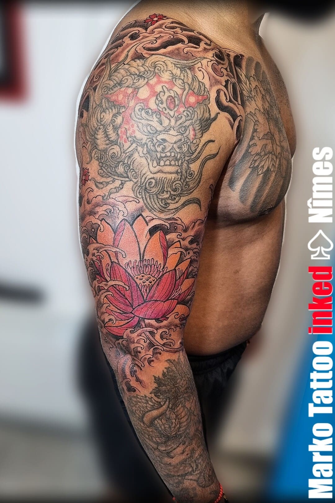 Tatouage artistique couleur réalisé à Nîmes